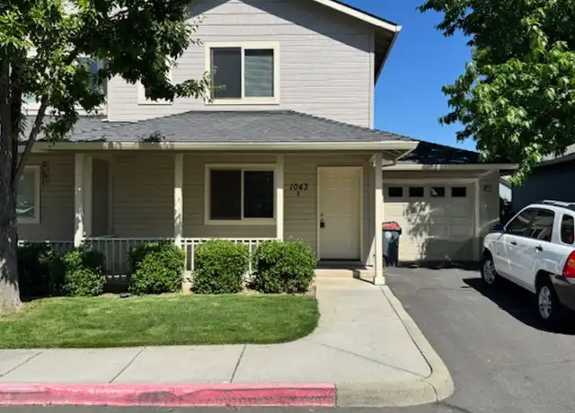Property at 1043 Garfield St Unit 1043 GARFIELD B, Medford, OR, 97501, 2 beds, 2.5 baths, [object Object]