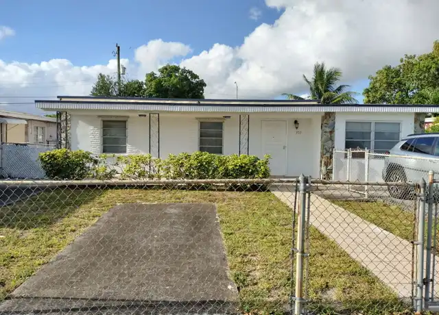 Property at 350 W 36th Ter, Hialeah, FL, 33012, 4 beds, 2 baths, [object Object]