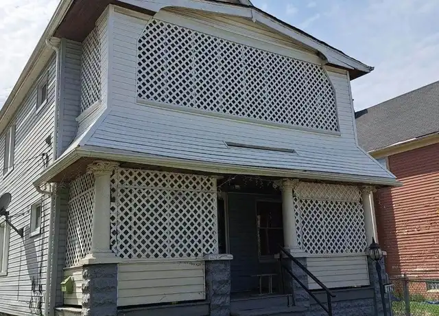 Property at 2826 E 124th St, Cleveland, OH, 44120, 2 beds, 1 bath, [object Object]