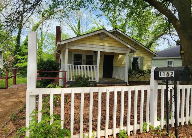 Property at 1162 Sims St SW, Atlanta, GA, 30310, 4 beds, 1 bath, [object Object]