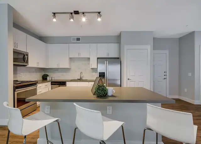 Property at Regal Parc - 350 Cypress Creek Rd, Cedar Park, TX, 78613, 1 bed, 1 bath, [object Object]