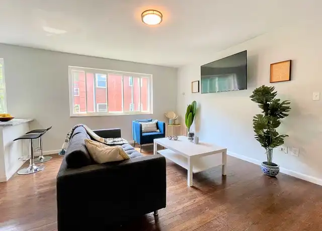 Property at Oak Ridge Apartments - 2700 Robinson Blvd, Penn Hills, PA, 15235, 1-2 bed, 1 bath, [object Object]