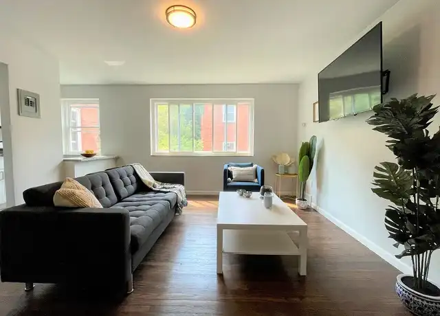 Property at Oak Ridge Apartments - 2700 Robinson Blvd, Penn Hills, PA, 15235, 1-2 bed, 1 bath, [object Object]
