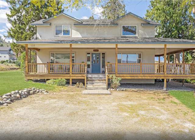 Photo of 103 N Evergreen St, Chelan, WA 98816