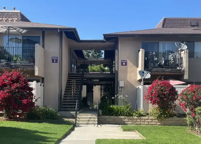 Property at 16700 Chatsworth St Unit 102, Granada Hills, CA, 91344, 2 beds, 1 bath, [object Object]