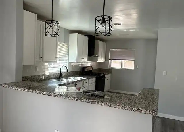 Property at 1322 Vale St, Bakersfield, CA, 93306, 3 beds, 2 baths, [object Object]