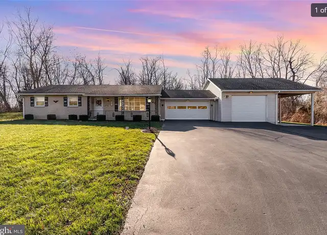 Property at 45 N Old Stonehouse Rd, Carlisle, PA, 17015, 3 beds, 1.5 baths, [object Object]