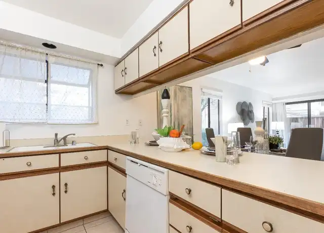 Property at 421 Northlake Dr, San Jose, CA, 95117, 1 bed, 1 bath, [object Object]