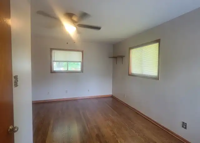 Property at 3562 Macon Rd, Memphis, TN, 38122, 2 beds, 1 bath, [object Object]