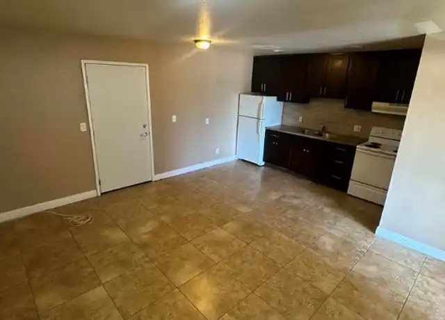 Property at 305 N 10th St #16, Las Vegas, NV, 89101, 1 bed, 1 bath, [object Object]