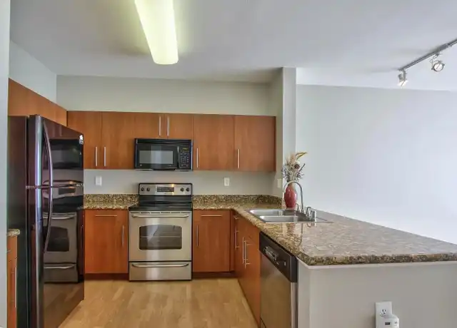 Property at 1060 S 3rd St #285, San Jose, CA, 95112, 1 bed, 1 bath, [object Object]