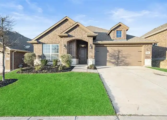 Property at 800 Monarch Ln, Celina, TX, 75009, 3 beds, 2 baths, [object Object]