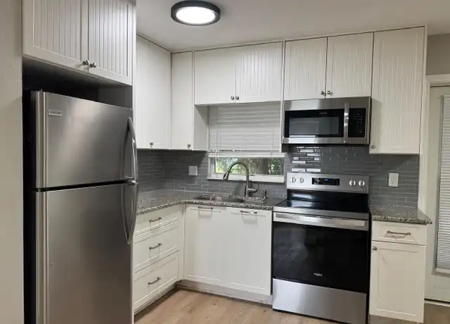 Property at Shady Oak Resort - 5723 E Harbor Dr, Fruitland Park, FL, 34731, 1 bed, 1 bath, [object Object]