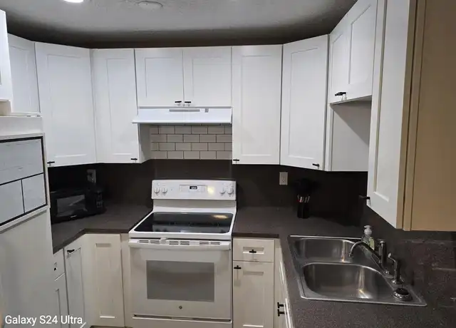 Property at 3804 SW 12th Ct, Fort Lauderdale, FL, 33312, 1 bed, 1 bath, [object Object]