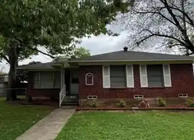 Property at 2829 Tolosa Dr, Dallas, TX, 75228, 3 beds, 1 bath, [object Object]