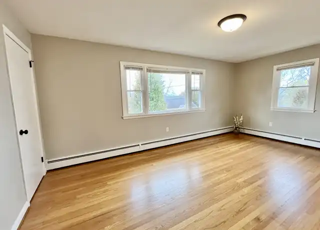 Property at 9 Pleasant St Unit 9D, Vernon, CT, 06066, 1 bed, 1 bath, [object Object]