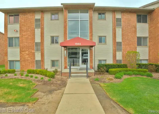 Property at 1944 Klingensmith Rd #41, Bloomfield Hills, MI, 48302, 2 beds, 2 baths, [object Object]