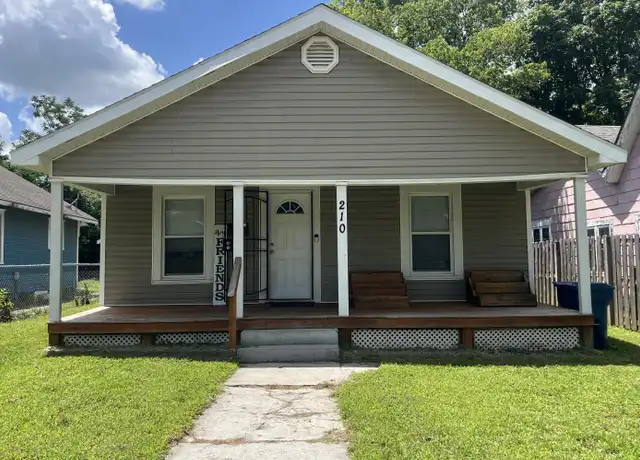 Property at 210 N Picher Ave, Joplin, MO, 64801, 3 beds, 1 bath, [object Object]