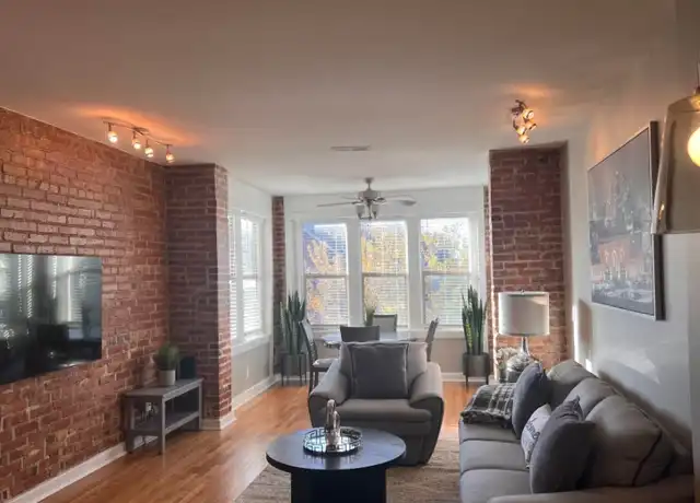 Property at 200 E 43rd St #200, Kansas City, MO, 64111, 2 beds, 1 bath, [object Object]