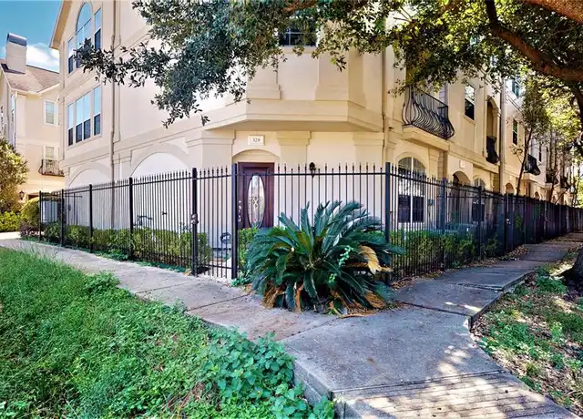 Property at 328 Malone St, Houston, TX, 77007, 3 beds, 3.5 baths, [object Object]