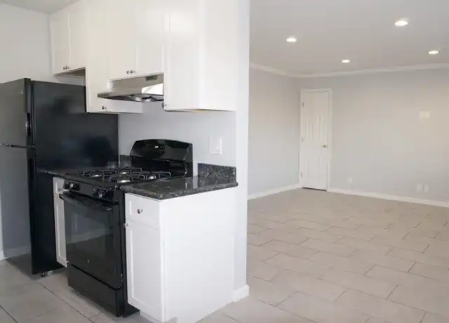 Property at 4819 Clayton Rd Unit 12, Concord, CA, 94521, 2 beds, 1 bath, [object Object]