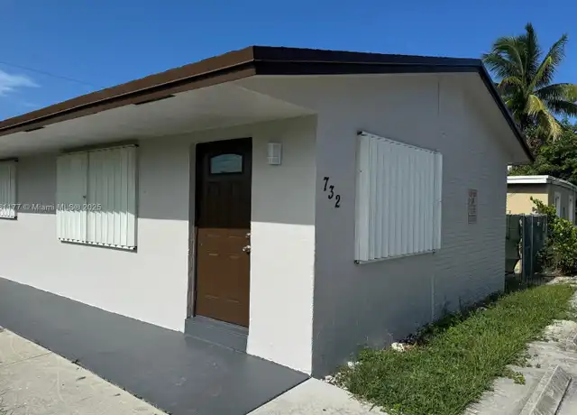 Property at 732 SW 6th St Unit 732, Dania Beach, FL, 33004, 1 bed, 1 bath, [object Object]