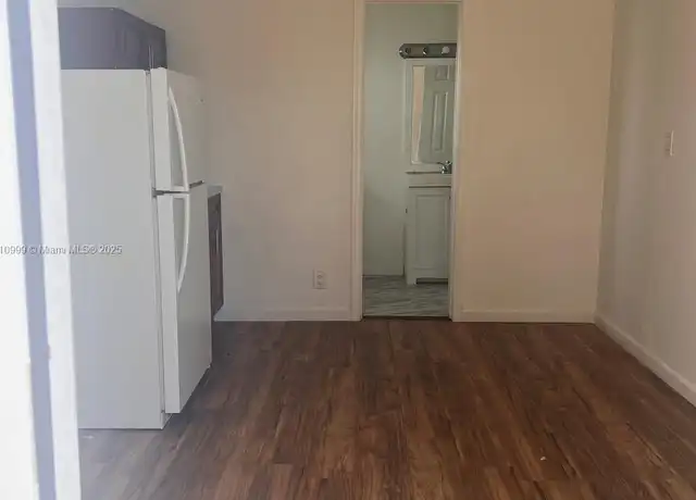Property at 30320 SW 149th Ave Unit B, Homestead, FL, 33033, 1 bed, 1 bath, [object Object]