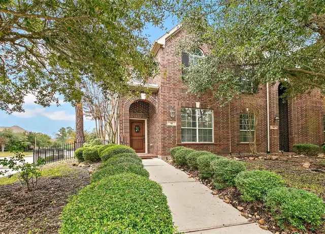 Property at 14 Innerwoods Pl, Spring, TX, 77382, 3 beds, 2.5 baths, [object Object]