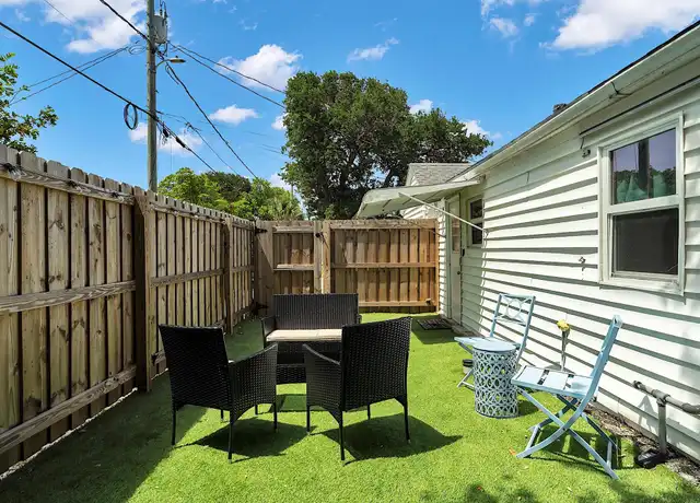 Property at 909 N Palmway Unit B, Lake Worth Beach, FL, 33460, 2 beds, 1 bath, [object Object]