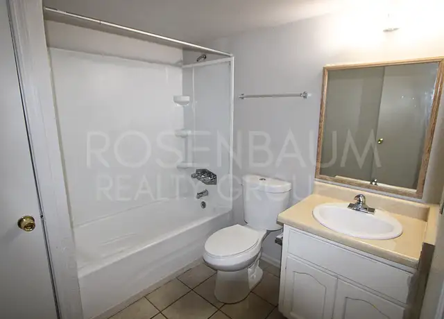 Photo of 2615 E Greenway Rd, Phoenix, AZ 85032
