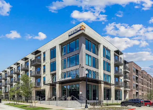 Photo of 501 E College St, Lewisville, TX 75057