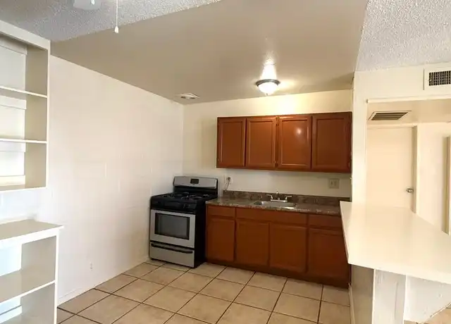 Property at 1680 Scott Ave Unit I13, El Centro, CA, 92243, 1 bed, 1 bath, [object Object]