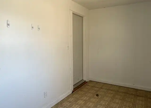 Property at 720 7th Ave N Unit 3, Fort Dodge, IA, 50501, 1 bed, 1 bath, [object Object]