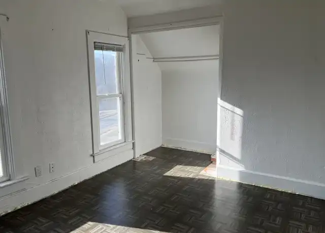 Property at 720 7th Ave N Unit 3, Fort Dodge, IA, 50501, 1 bed, 1 bath, [object Object]