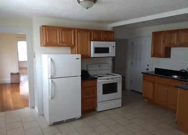 Property at 55 Bonair St Unit 1, Somerville, MA, 02145, 1 bed, 1 bath, [object Object]