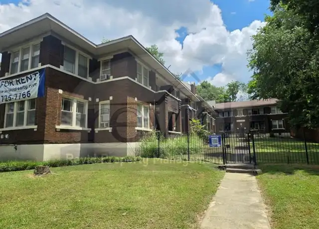 Property at 144 N Belvedere Blvd #09, Memphis, TN, 38104, 2 beds, 1 bath, [object Object]