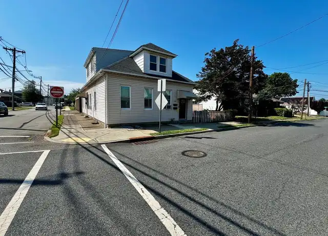 Property at 386 President St #2, Saddle Brook, NJ, 07663, 2 beds, 1 bath, [object Object]