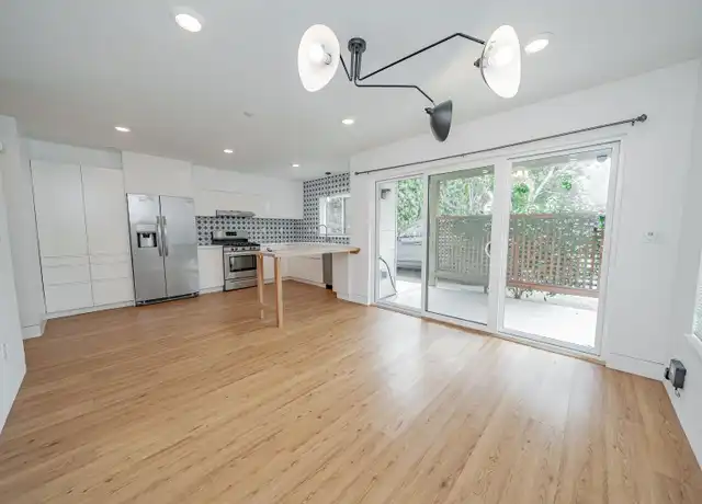 Property at 848 32nd St, Emeryville, CA, 94608, 2 beds, 2 baths, [object Object]
