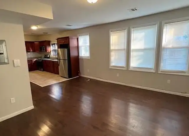Property at 142 Sunset Ave Unit 2, Newark, NJ, 07106, 3 beds, 2 baths, [object Object]