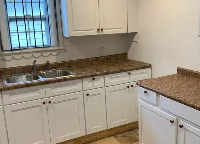 Property at 917 Pike Rd, Birmingham, AL, 35218, 3 beds, 2 baths, [object Object]
