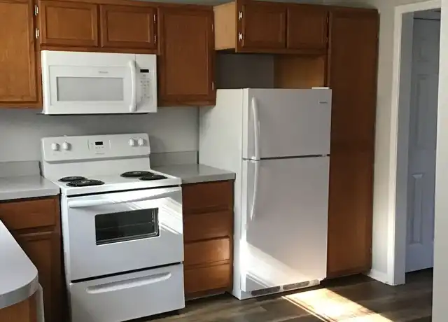 Property at 1814 Hunt St Unit 1805 5, Commerce, TX, 75428, 2 beds, 1.5 baths, [object Object]