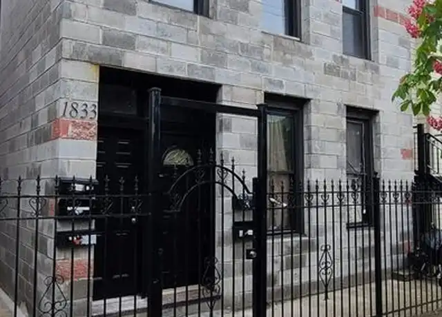 Property at 1833 W 21st St Unit 1M, Chicago, IL, 60608, 2 beds, 1 bath, [object Object]