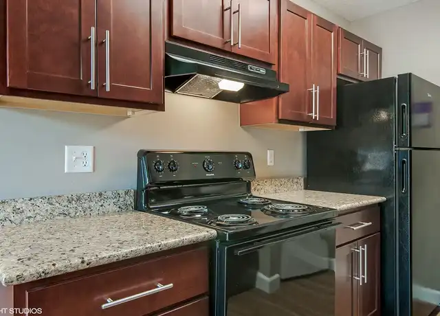 Property at Sheldon Park - 1112 Ashberry Village Dr, Columbus, OH, 43228, 2 beds, 1 bath, [object Object]