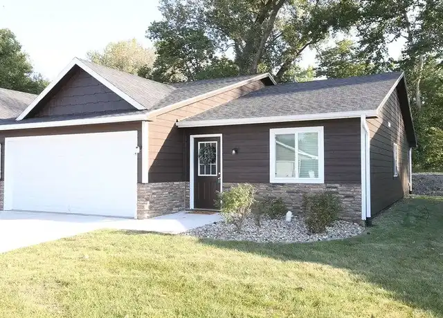 Property at Yellowbanks - 5756 Basswood Ln, Pleasant Hill, IA, 50327, 3 beds, 1 bath, [object Object]