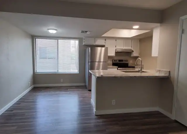 Property at 1077 W 1st St #205, Tempe, AZ, 85281, 2 beds, 2 baths, [object Object]