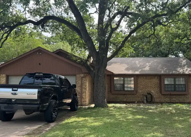 Property at 3104 Forestwood Dr, Bryan, TX, 77801, 3 beds, 2 baths, [object Object]