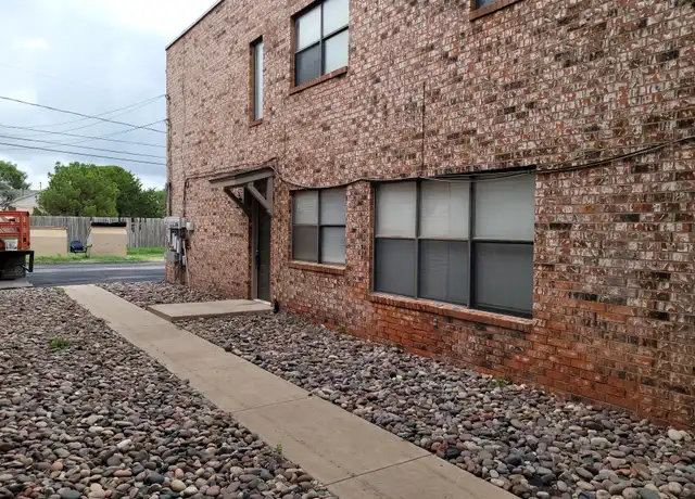 Property at 422 W Pecan Ave Unit D, Midland, TX, 79705, 2 beds, 2 baths, [object Object]