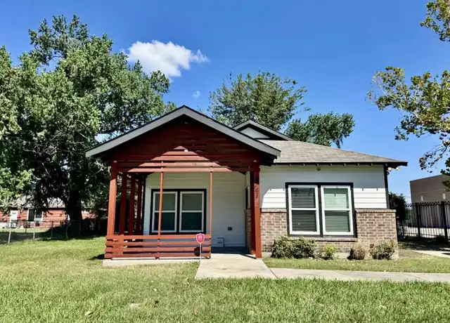 Property at 4741 Providence St, Houston, TX, 77020, 3 beds, 2 baths, [object Object]