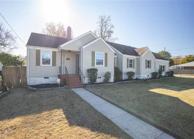 Property at 305 E Evans St, Norfolk, VA, 23503, 4 beds, 2 baths, [object Object]