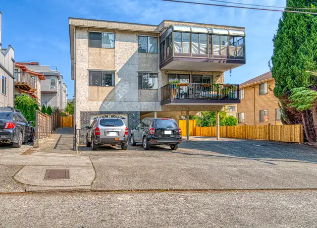 Property at 1006 N 43rd St Unit 201, Seattle, WA, 98103, 2 beds, 1 bath, [object Object]